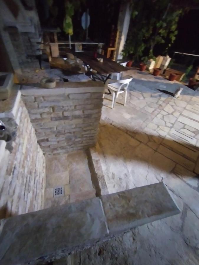 Stonemakers Hide Villa Karyotikon Luaran gambar